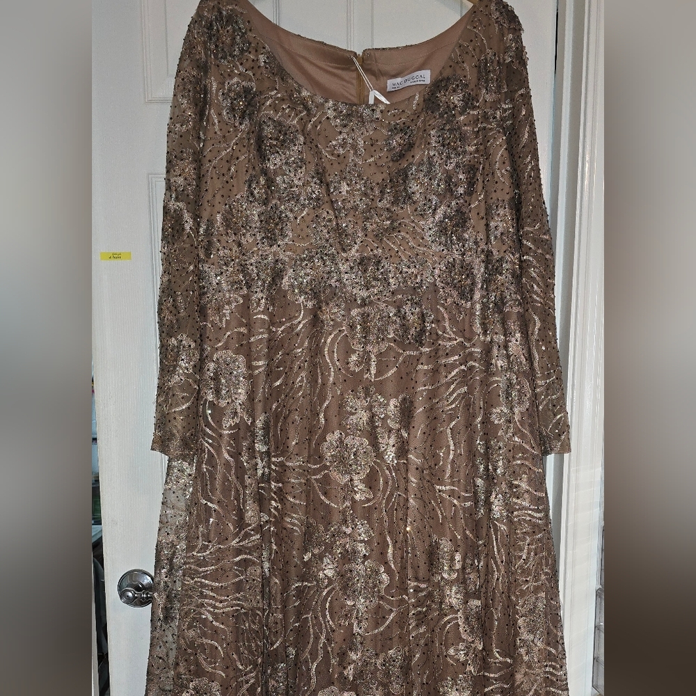 Mac Duggal 20285 Sz 20 JEWEL ENCRUSTED LONG SLEEVE SQUARE NECK GOWN Vint…‎